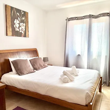 Large House Near Beaches & Surf אנטוגויה דה באלייה